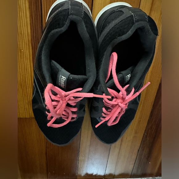 EUC Reebok Sublite Duo Black/HotPink Laces Size 8 - Picture 3 of 8